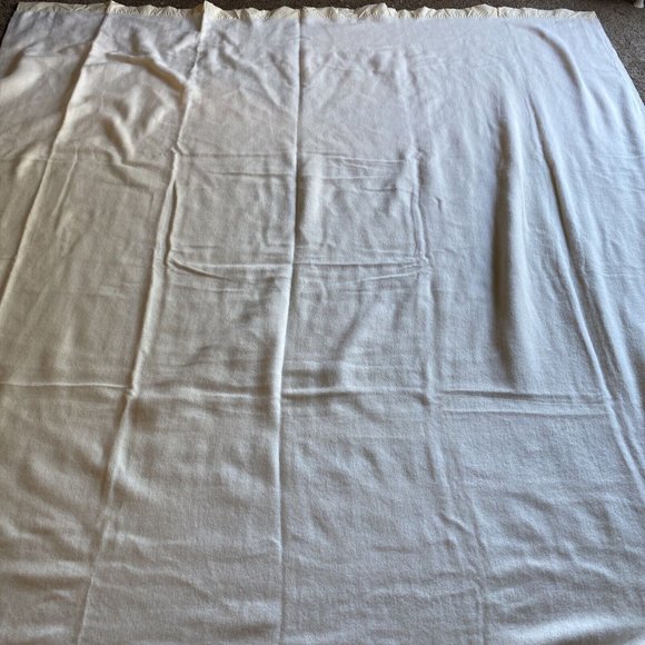 Vintagel Blanket Off White Satin Trim 102" x 90" Ivory Bedding - Picture 4 of 4